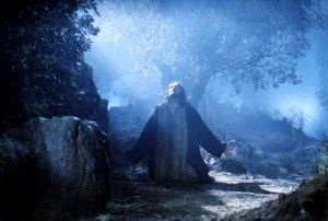 jesus-praying-alone